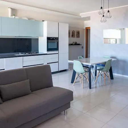 Casa Andi Apartment